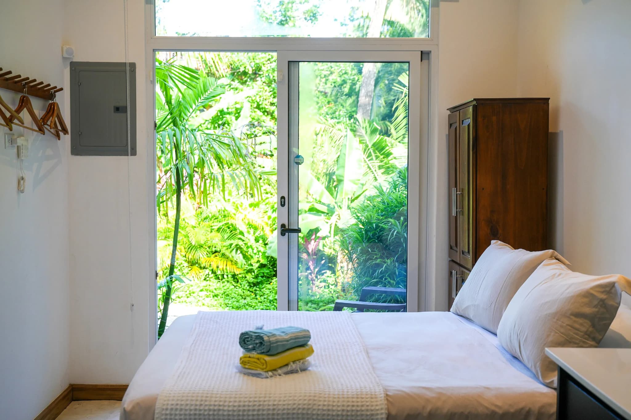 Rise and Radiate: 7 night women's wellness retreat in Costa Rica  photo 3