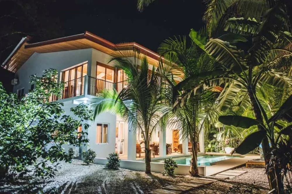 Rise and Radiate: 7 night women's wellness retreat in Costa Rica in Nosara, Costa Rica